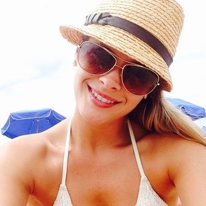 Meet your Posher, Vanessa